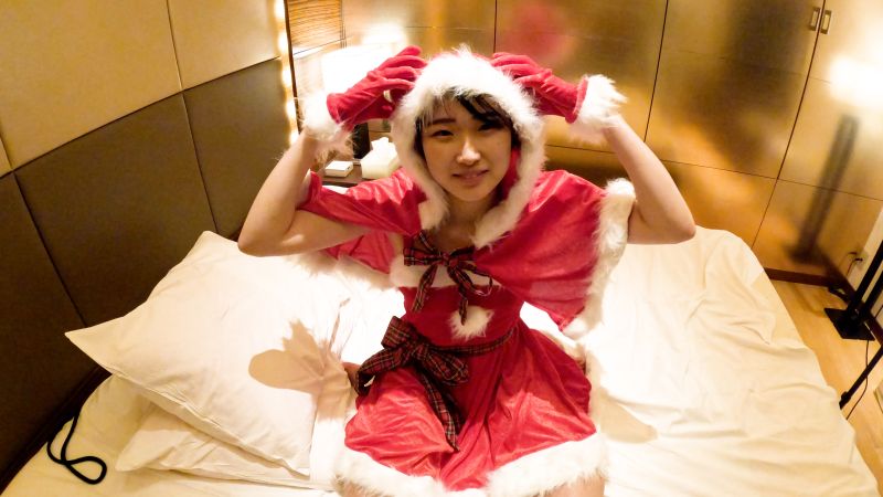 由紀(19)4回目 聖誕裝扮中出、抽插肛門吞吐按摩棒