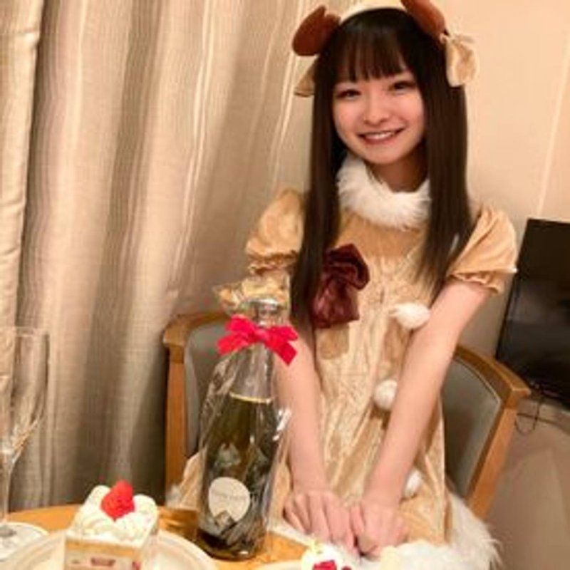 阿優醬聖誕特別篇！天才般可愛的馴鹿小姐口內射精吞精做愛！