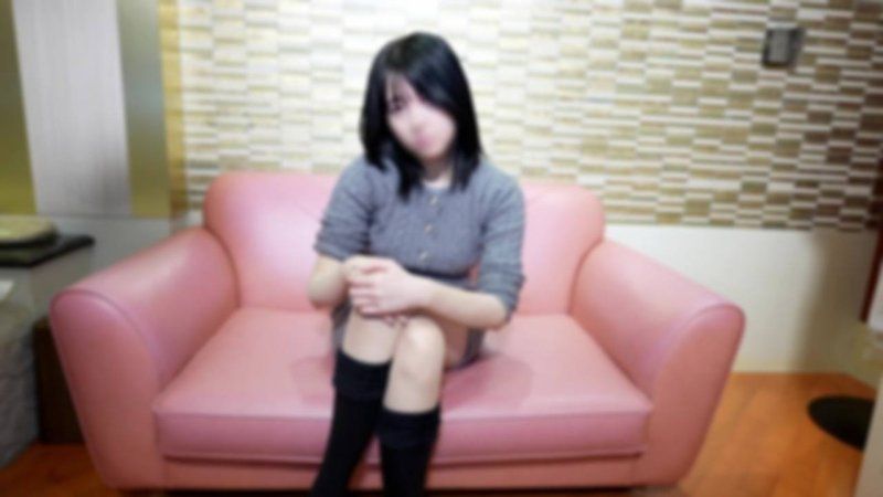 【初撮り】ショーでキレキレのダンスをしているあの子が内緒のハメ撮り。オジサンチンポで種付けされる。