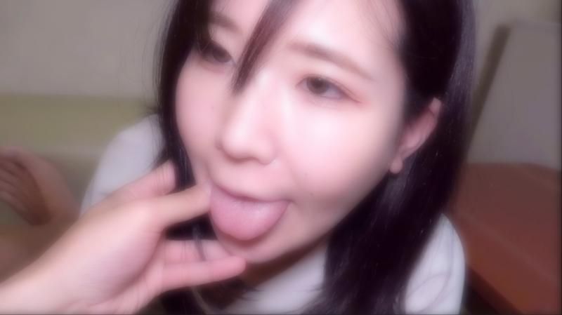 フェラ顔の色気が凄い！【無】【顔射】フェラ顔美人が乳首やアナルを舐めてくれたお礼に、馬乗りイラマで醜くした美顔にアレをぶッかけ。事後はシャワーで綺麗さっぱり。※特典あり