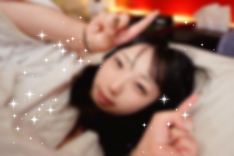 【200本限定.价格】对中出感到生气的F罩杯美人。天然到不行，用『因为没有种子...』的说服让她重复中出，真是太感谢了www