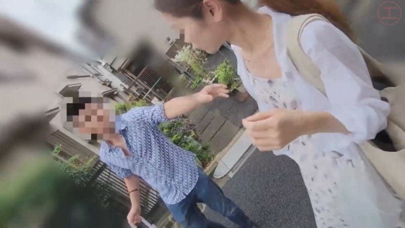 【個人】スレンダー美脚の元飲食店オーナー倒産で借金地獄に堕ち痩せこけるも無慈悲に中出し返済