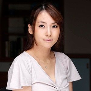 P-Wife Yui