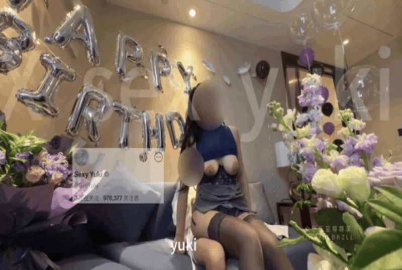 杏吧傳媒 喜慶性愛藍色o制服短裙黑絲-sexy_yuki
