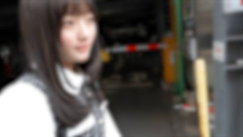 【首次露脸拍摄】刚从栃木乡下上京的清纯音大生菜菜子酱♡被肥秃噁心大叔将积压已久的浓精灌满阴道内，受精不可避免。