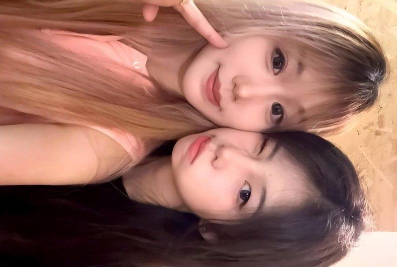 杏吧传媒 被摄影师拿下女大抱双腿被爸爸肏