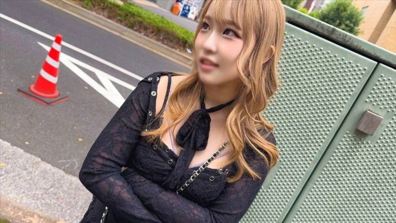 【金髮受虐狂】超可爱光头**用喉咙深处鬼喉咙让她高潮猛烈抽插【泪眼可憐】
