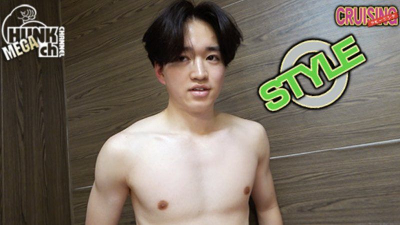 CR-0917 – STYLE 第49卷 皮肤白皙、身材姣好、臀部翘挺的大学生圣，19岁！ ！他一边疯狂地抽插着裸露的阴茎，一边努力克制射精